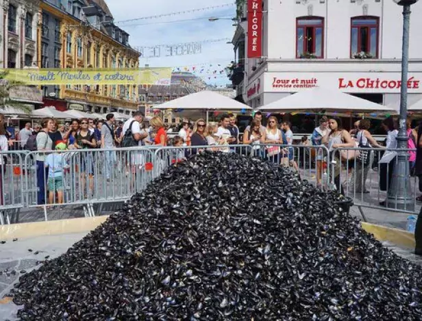 Braderie-de-Lille-(1)